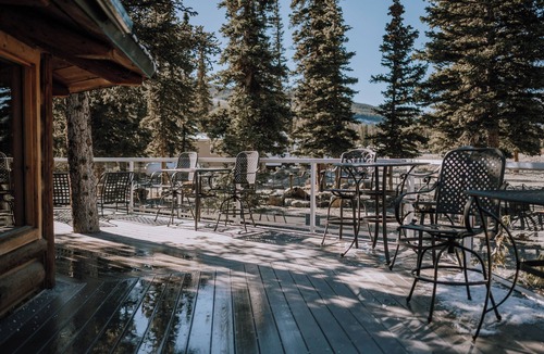 Red Deer River Crossing Cabin | Larkspur Cabin: Romantic Mountain Escape | 1B | 1B