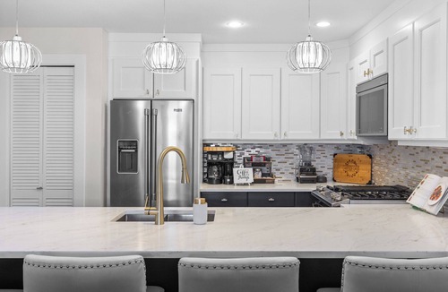 Osoyoos Condo | Located in Casa Del Mila Oro, ✨1st‑Floor Condo 2 bedroom Steps to the Pool ✨