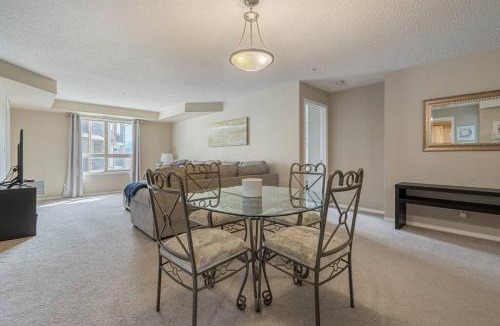 Invermere Apartment | Lookout Pointe, Lakeview, Pool, Hot Tub, Gym