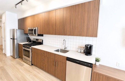 Sidney Hotel | Lovely One Bedroom Suite