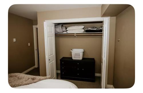 Saanich West Apartment | Lower suite in family friendly townhome