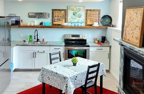 Grande Prairie Apartment | Luxurious Studio Haven - Newly Renovated for Your Comfort! 🌟