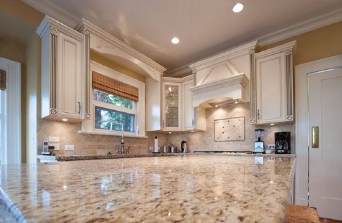 Burnaby House | LUXURY HERITAGE HOME NEAR DEER LAKE - METRO VANCOUVER
