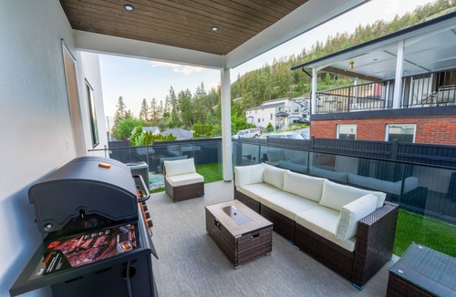 North Glenmore House | Luxury Okanagan House in heart of Kelowna!