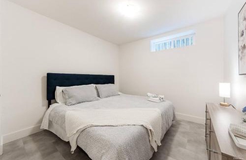 Lynn Valley House | Lynn Valley 2BR Suite By Grouse Mtn & Lynn Canyon
