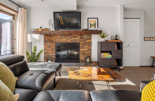 Panorama Apartment | Mauka Escape| Lower Village | Pool | Hot Tub