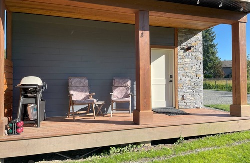 Mill Bay Apartment | Mill Bay Retreat