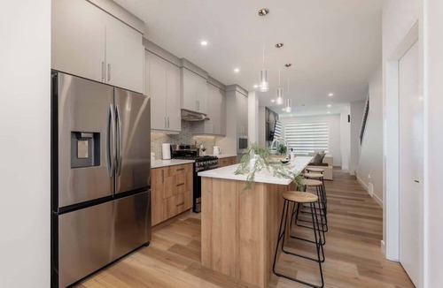 North Central Edmonton House | Modern 5BR Home Near Rogers Place & NAIT