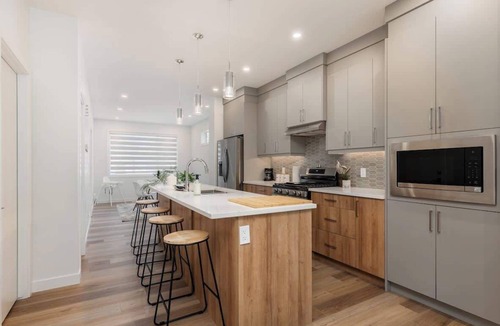 North Central Edmonton House | Modern 5BR Home Near Rogers Place & NAIT