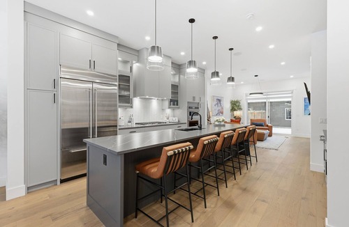 Garrison Woods House | Modern Home with Spa Bath & Garage Altadore