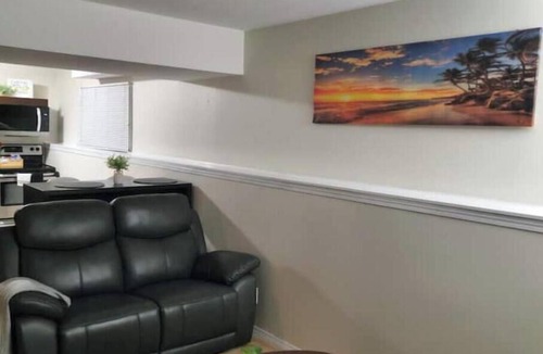 Prince Albert Apartment | Modern Private Suite w/Kitchen & Full Bath