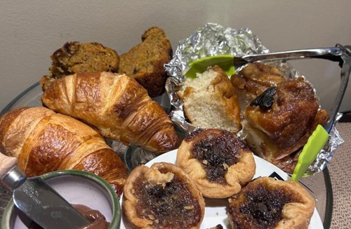 East Kootenay Bed & Breakfast | Mountain Guesthouse Bed and Baking