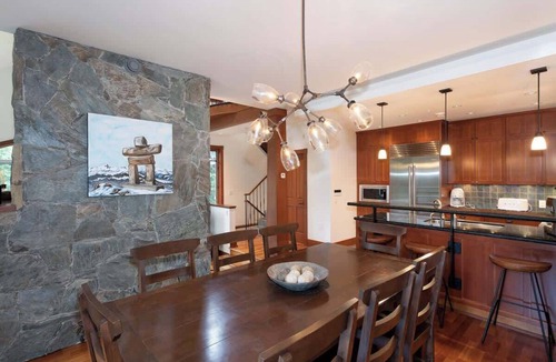 Nordic Estates Condo | Mountain townhouse w/hot tub & bike storage
