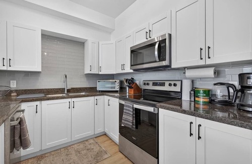 Quail Ridge Apartment | Mountain View Condo w Pool, Hot Tub & Golf Nearby 2318