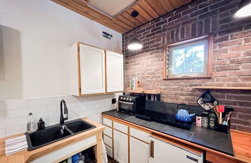 Okanagan-Similkameen Condo | Naramata Forest Retreat with Trail Access