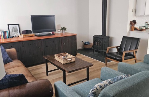 Okanagan-Similkameen Other | Naramata Vineyard Vacation Suite . Saltwater Pool . Walk to Wineries