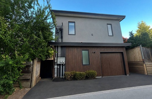 West Side House | New 2-bed Laneway House. Private. Exclusive. Westside beauty.