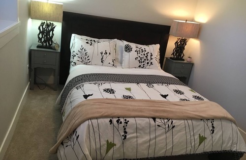 Guildford House | New and Cozy 2 bedrooms suite