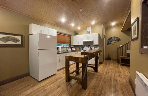 Regional District of Kitimat-Stikine Cabin | Newly Built 1BDR Cabin - 17A