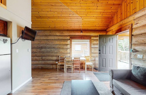 Lac Le Jeune House | Okanagan - Lac Le Jeune at Cabin 29