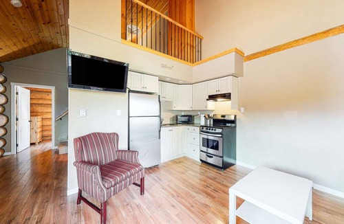 Lac Le Jeune House | Okanagan - Lac Le Jeune at Cabin 5