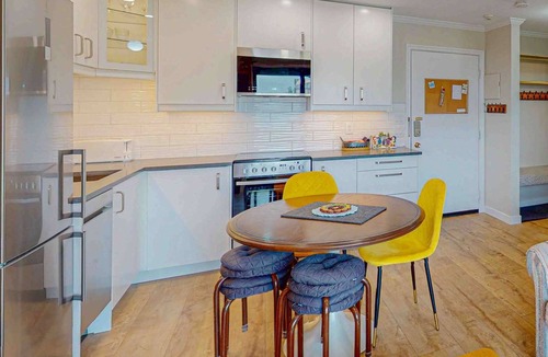 Big White Ski Resort Condo | Okanagan - Snow Ghost Inn 326