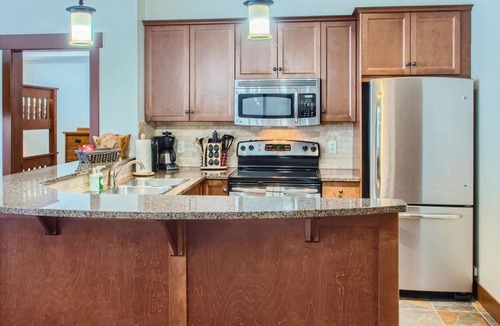 Big White Ski Resort Condo | Okanagan - Stonegate Resort Unit C202
