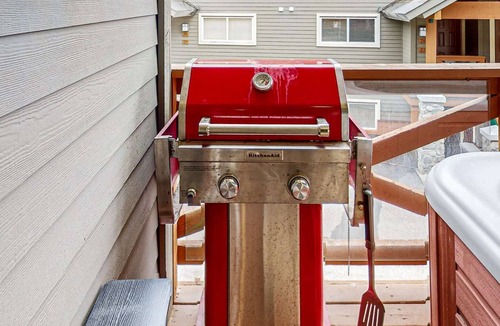 Big White Ski Resort Condo | Okanagan - Trappers Crossing 10