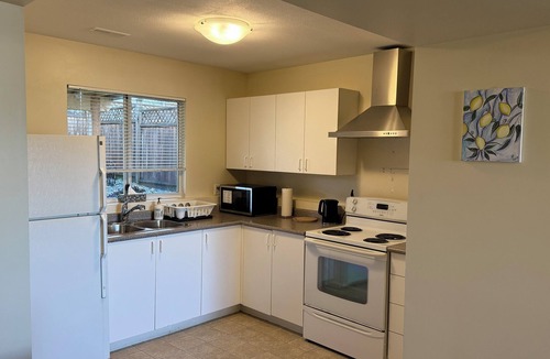 Walnut Grove Apartment | Peaceful Getaway in a Quiet Neighborhood