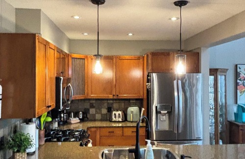 Central Okanagan Cottage | Peaceful Lakeview cottage, LaCasa resort, Okanagan lake, short walk to pool.