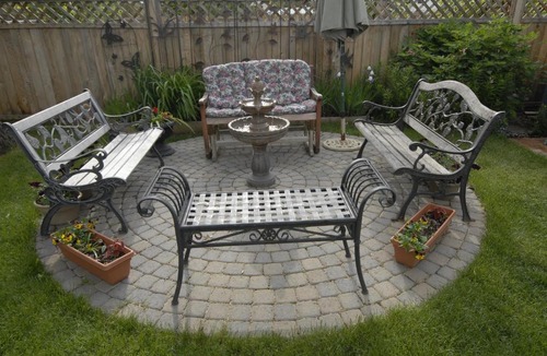 Stettler Bed & Breakfast | Phoenix House B&B
