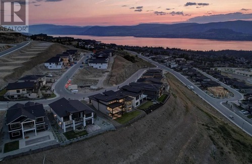Black Mountain House | Play&Stay: Mountain and Lake Views/Theatre+Spacious