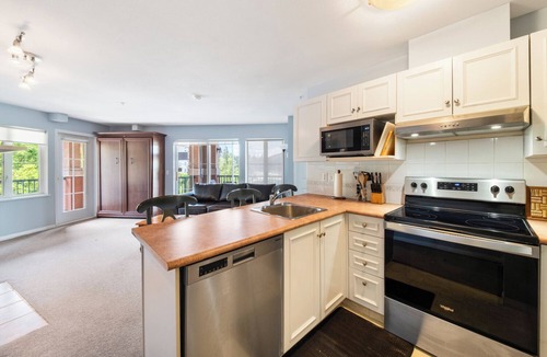 Quail Ridge Apartment | Pond View Studio - 212A