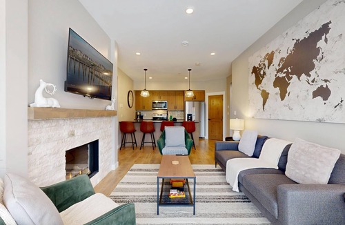Sun Peaks Condo | Powder Heights #19- Modern Mountain Retreat