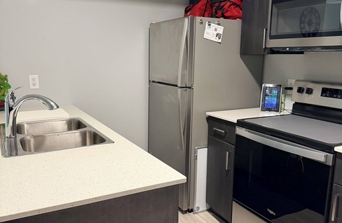 West Edmonton Bed & Breakfast | Prime Location 2 bedroom Basement Suite ideal for families and groups.