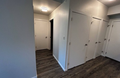 Chilliwack Proper Village West Apartment | Private Condo 2Bdrm 2Bath sleeps 6 Downtown Chilliwack.
