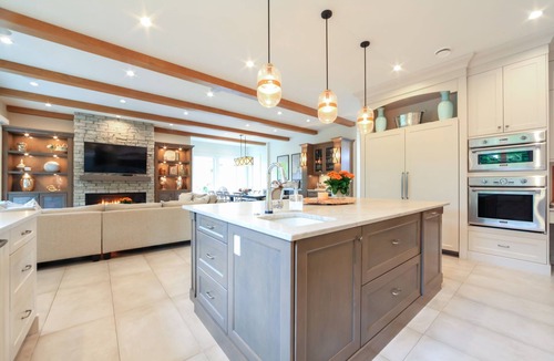 Burnaby House | Private Luxury Family Escape