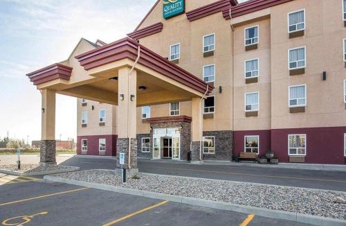 South Lethbridge Hotel | Quality Inn & Suites Lethbridge East