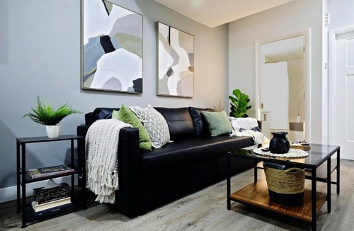 Southwest Edmonton House | Queen Suite 20 Min from YEG Airport with Disney+