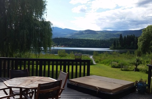 Clearwater House | Quiet Lake Front House with great view. Large deck and yard with its own dock!