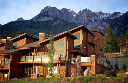 East Kootenay House | Residences 3 Bedroom Findlay Condo: Unit 08