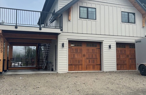 Revelstoke House | Revelstoke’s Seasonal Carriage House