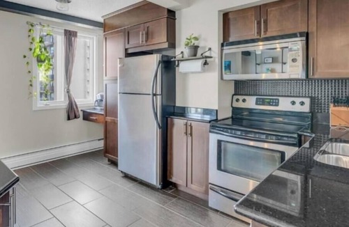 Saskatoon Downtown Condo | River skyline view