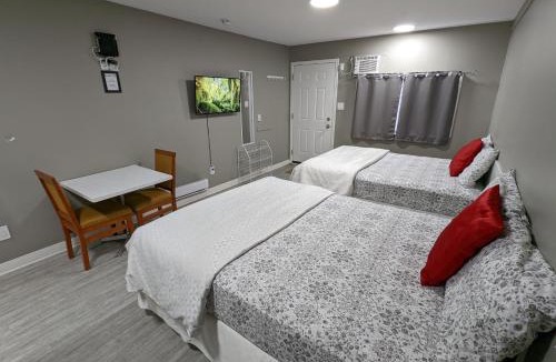 Medicine Hat Hotel | Riverside Motel & Suites