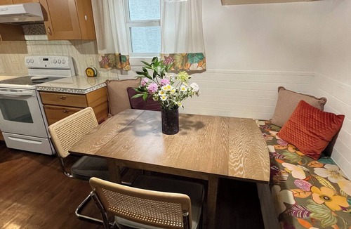 Medicine Hat House | Riverside Pretty House Retreat Exceptional Style and the Perfect Location