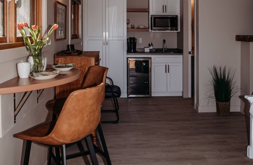 Hinton Bed & Breakfast | RockyMountainView BnB