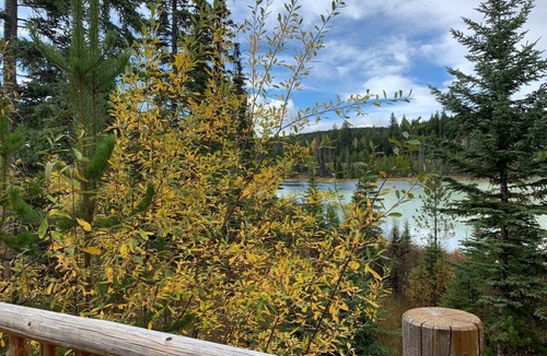 Lac Le Jeune Cabin | Romantic Log Cabin Getaway