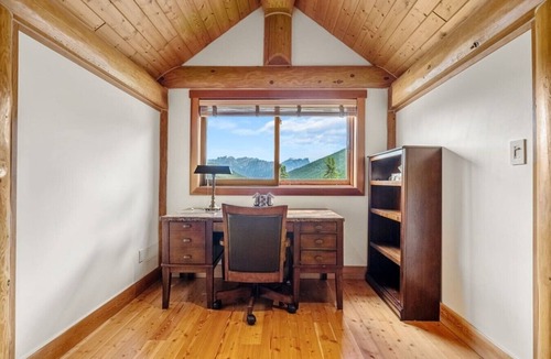 East Kootenay House | Royal Antler Ranch | 1300 Acres | Pool | Theatre