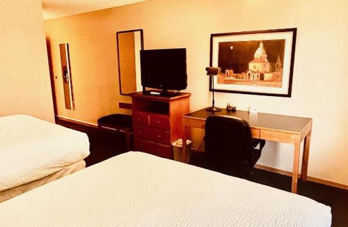 Lloydminster Hotel | Royal Hotel Lloydminster
