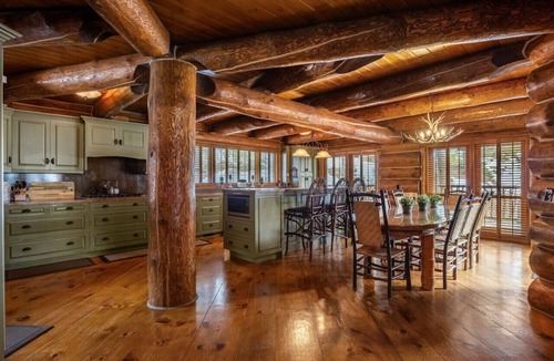 Panorama Cabin | Rundlestone Ridge | 10-Person Hot Tub | Ski-In/Out